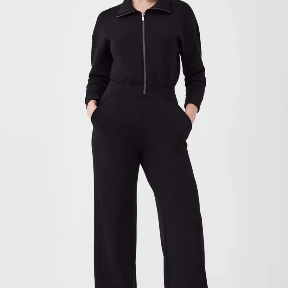 SPANX Black Zip-Up Jumpsuit. Long Sleeve Wide Leg. SMALL